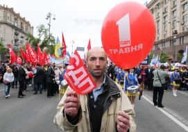 Workers march in honor of the International Day of Workers