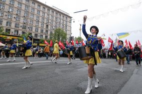 Workers march in honor of the International Day of Workers