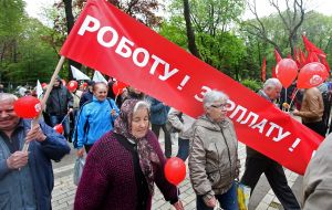 Workers march in honor of the International Day of Workers