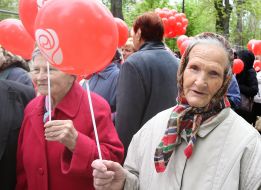 Workers march in honor of the International Day of Workers
