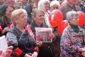 Workers march in honor of the International Day of Workers