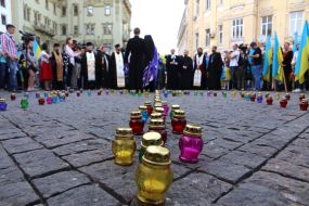 Prayer in memory of killed on May 2, 2014