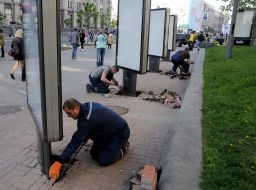 Демонтаж сітілайтів