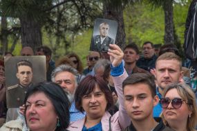 Участники акции «Бессмертный полк»