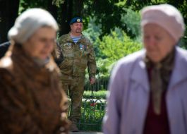 Farewell ceremony with Rostislav Chypenko