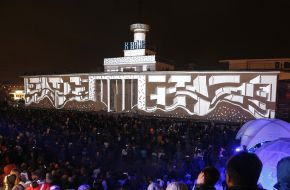 3D show on River Port building