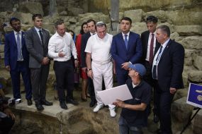 Vladimir Groisman visited the Wailing Wall