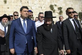 Vladimir Groisman visited the Wailing Wall