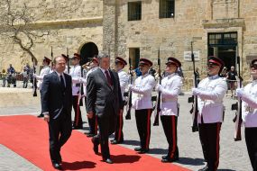 Petro Poroshenko and Joseph Muscat