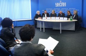 Участники круглого стола