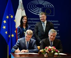 Signing of visa-free travel for citizens of Ukraine In the European Parliament