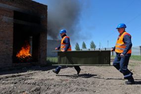 Emergency training on gas pipeline