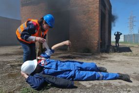 Emergency training on gas pipeline