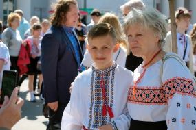 Парад вишиванок у Кривому Розі