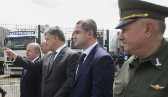 Petro Poroshenko attended checkpoint "Yagodyn"