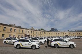 Transfer service car units Natspolitsiyi