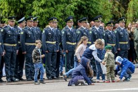 Release of border officers