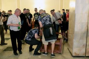 Participants in the picket in the building of the Lviv regional council