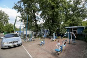 Water-rowing base "Dynamo"