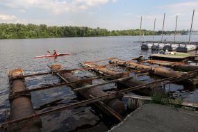 Water-rowing base "Dynamo"