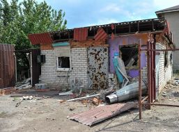 Вombarded Krasnogorivka