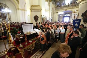 Ukrainians pay tribute to Liubomyr Huzar