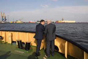 Vladimir Groisman the territory of Mariupol port