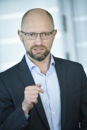 Arseniy Yatsenyuk
