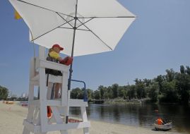 Рятувальник на пляжі