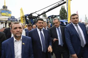 Владимир Гройсман