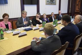 Vladimir Groisman and Wade Warren