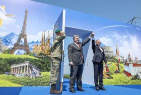 Petro Poroshenko and Andrej Kiska