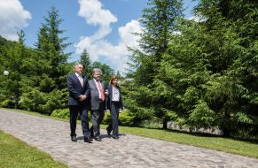 Petro Poroshenko, Marina Poroshenko and Andrej Kiska