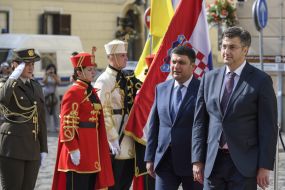 Meeting of Groisman and Plenkovych