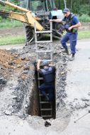 Pyrotechnics found and destroyed a 152-mm artillery shell