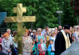 Remembering the dead in the crash of IL-76