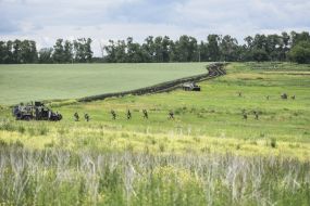 Construction of Ukrainian-Russian border