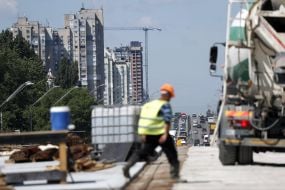 Repair on the overpass near the metro station "Nivki"