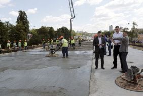 Vitali Klichko got acquainted with the repair on the overpass near the metro station "Nivki"