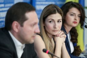 Yuri Stets and Emine Japarov