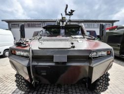 Armored personnel carrier