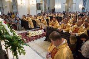 Священнослужители