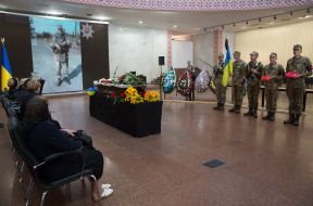 Прощання з ветераном АТО Сергієм Олійником