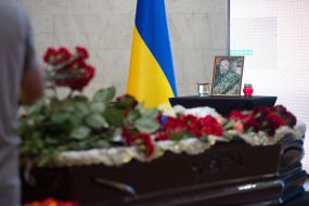 Прощання з ветераном АТО Сергієм Олійником