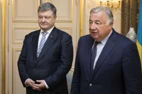 Meeting of Petro Poroshenko and Gerard Larsche