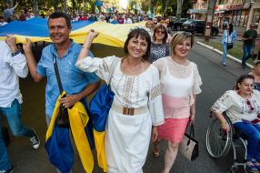 Participants in the procession on the occasion of the Liberation Day of Kramatorsk