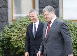Petro Poroshenko and Jens Stoltenberg