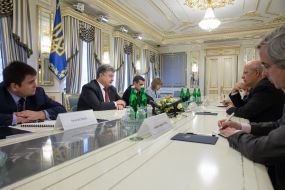 Pavel Klimkin, Petro Poroshenko and Augusto Silva