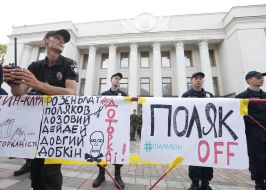 Action demanding the removal of parliamentary immunity