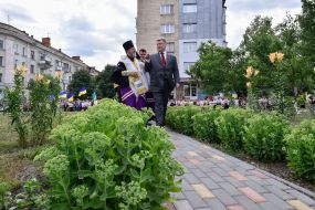 Petr Poroshenko in the Resurrection Cathedral